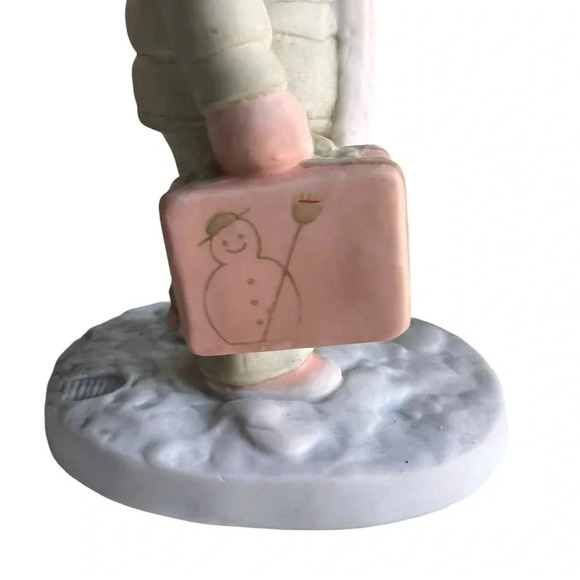 Frances Hook "All Bundled Up" signed by Barbara Hook Figurine dated 1982 - Picture 8 of 14